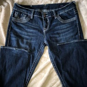 Vigoss “The Chelsea” slim bootcut jeans